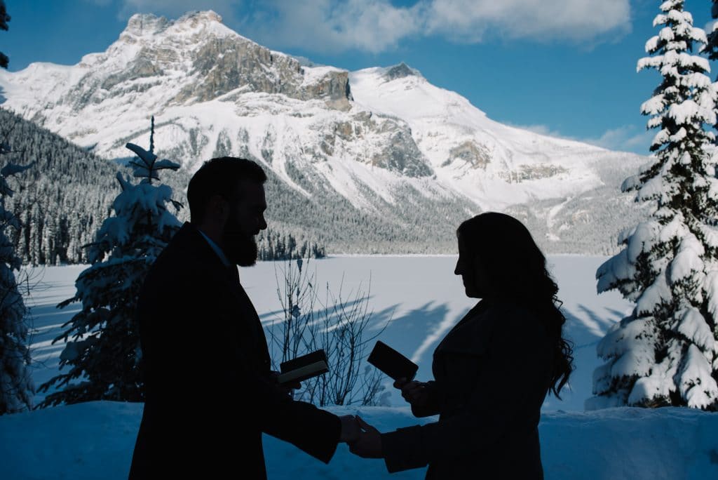 The Best Wedding Venues Emerald Lake Lodge